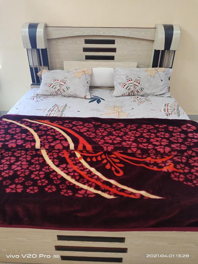 Hotel Purnima Palace Fatehpur  Bagian luar foto